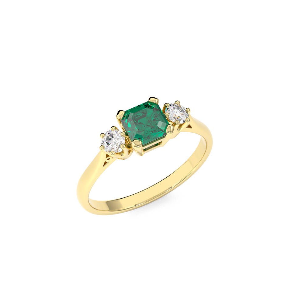 WG 013 3 stone ring 2