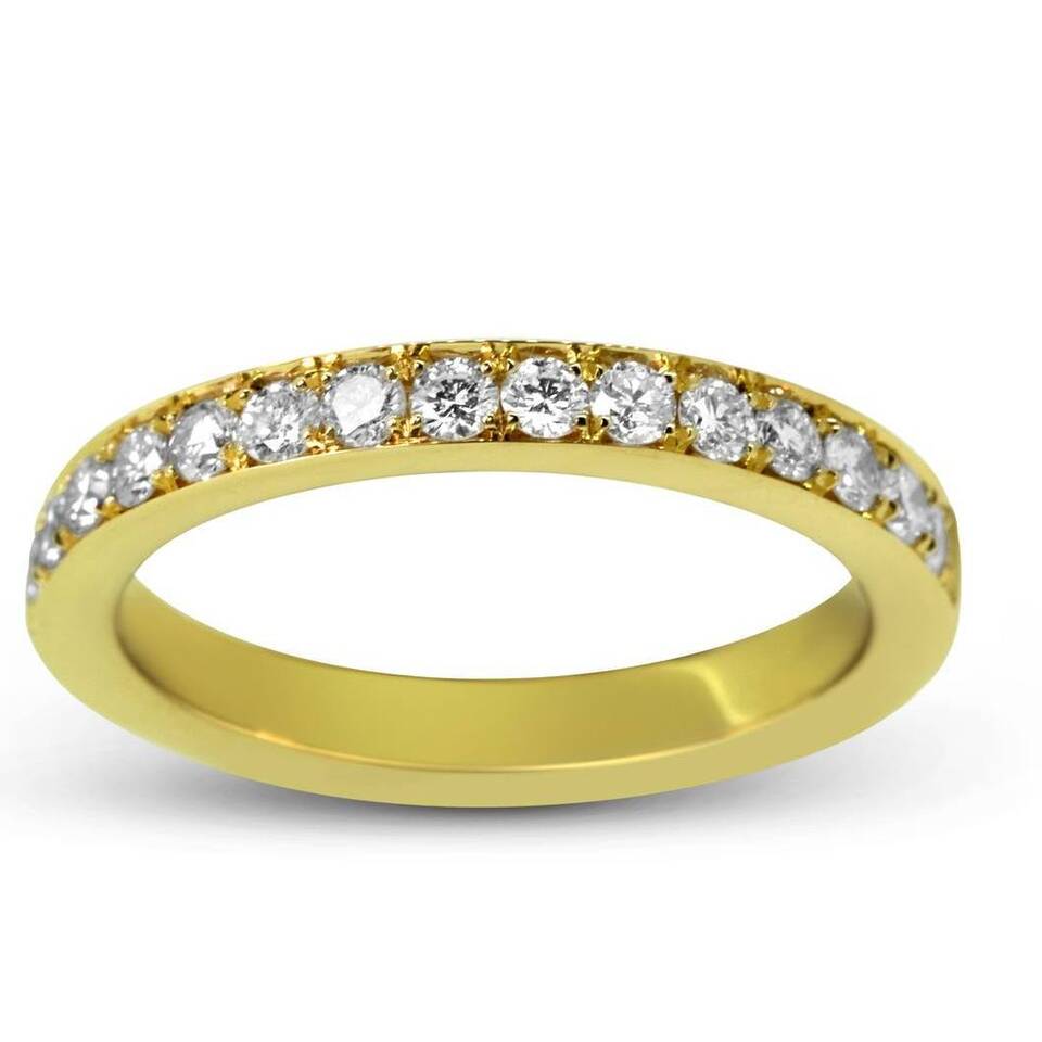 Grain diamonds eternity ring