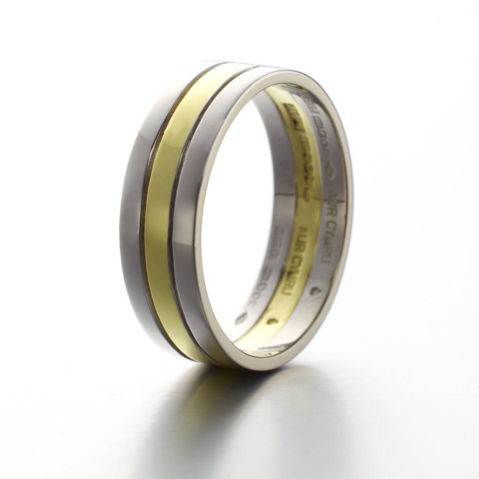 WG gold and silver tri band