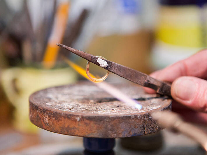 Making a Welsh Gold wedding ring 14